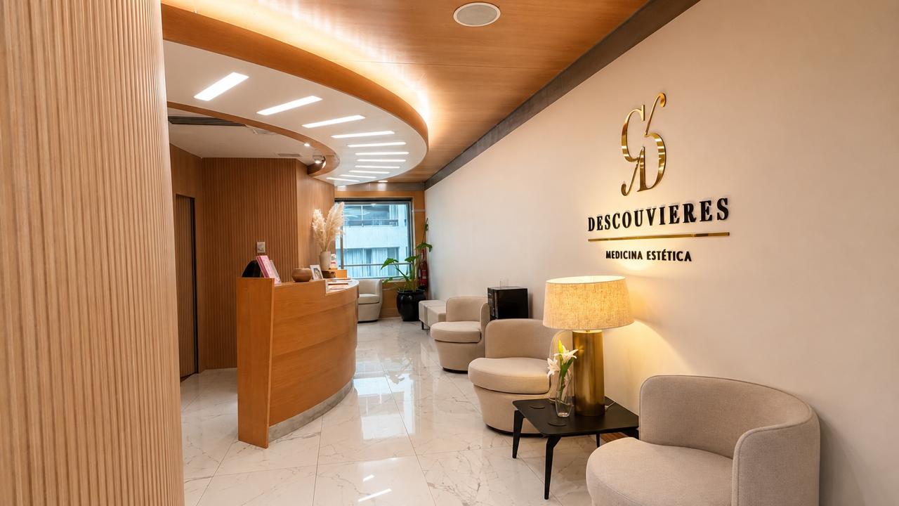 Recepción de Clínica Descouvieres